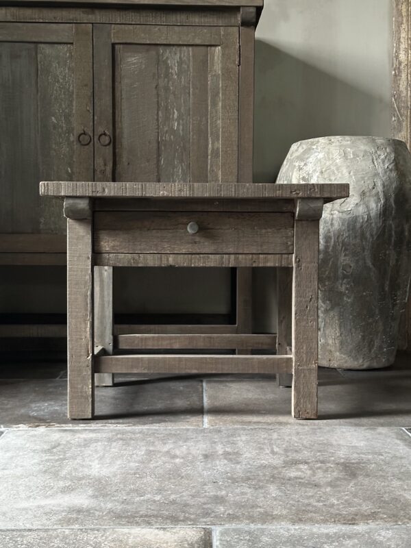 Bijzettafeltje JENONG Met Lade Driftwood Collectie