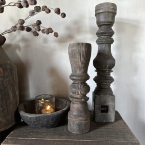 Set van 2 Oude Houten Balusters
