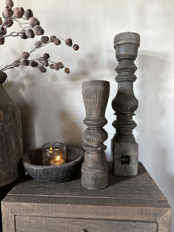 Set van 2 Oude Houten Balusters
