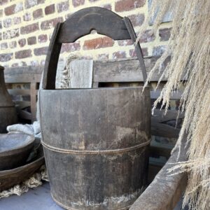Oude Unieke Emmer Met Handvat
