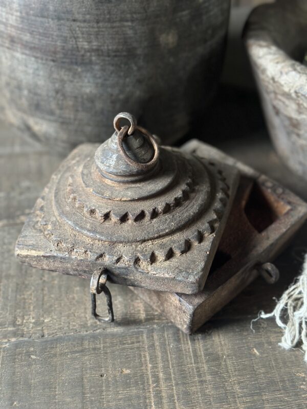 Old Wooden Spice Box (B) - Afbeelding 3