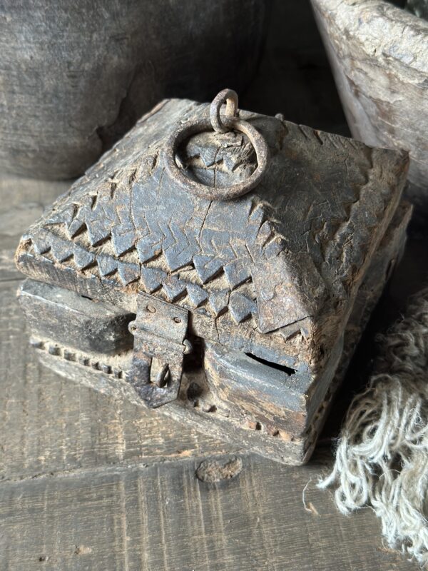 Old Wooden Spice Box (C) - Afbeelding 5