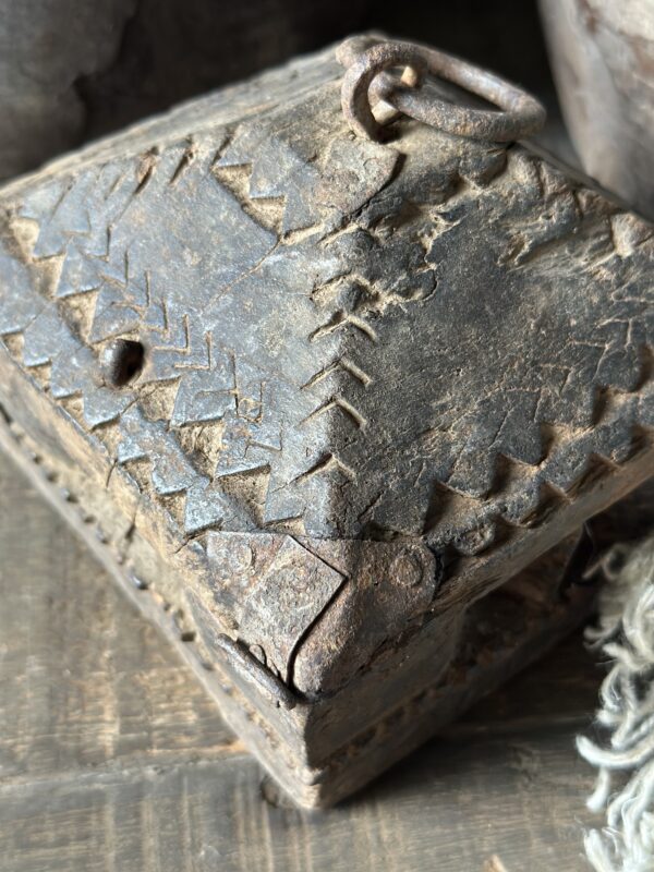 Old Wooden Spice Box (C) - Afbeelding 2