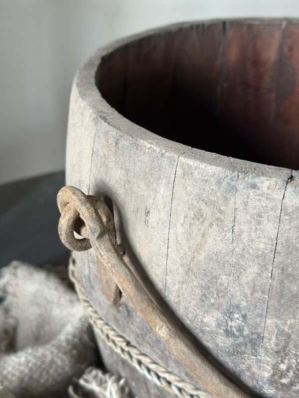 Oude Houten Emmer Met Handvat - Afbeelding 3