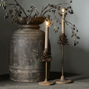 Roest Kandelaar Dennenappel L