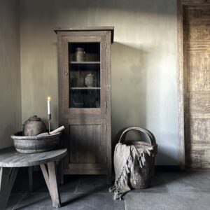 Hoge Smalle 2-Deurs Vitrinekast